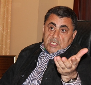Cavanşir Paşazadə hirsləndi: “Rza Zərrab kimdi, məni onunla bağlayanları məhkəməyə verəcəm”
