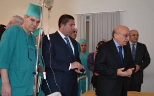 "Mən bura prezidentin adından gəlmişəm" - Əlilə baş çəkən DEPUTAT