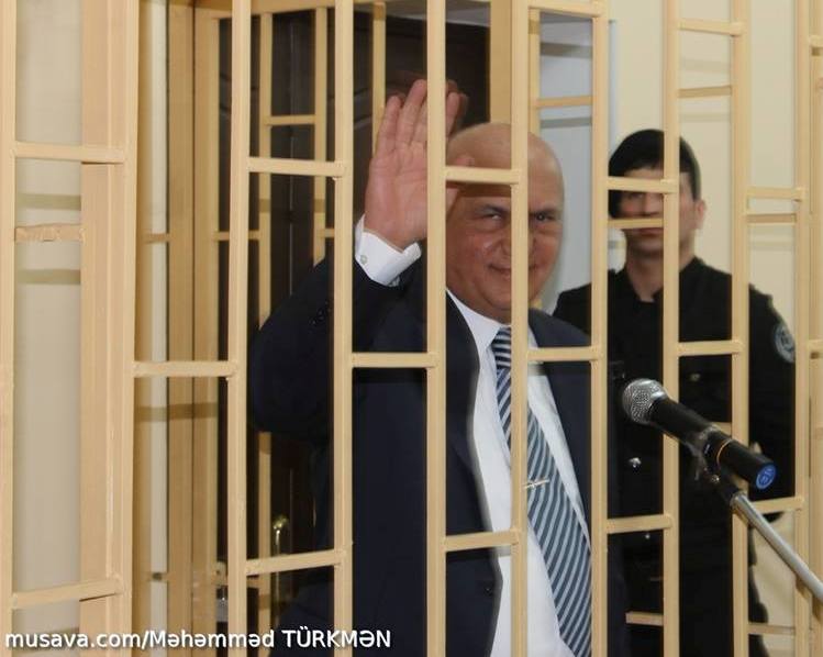 Əli İnsanovun məhkəməsi təxirə düşdü - Yeni FOTO