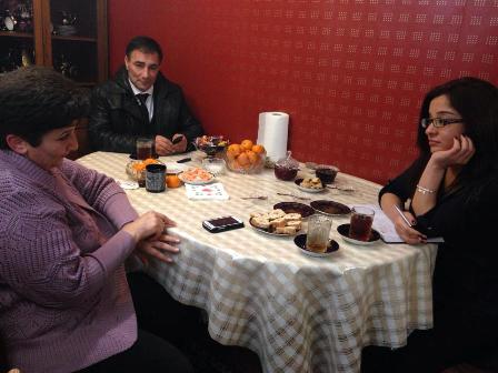 “Ağdərədə çox dəhşətli vəziyyət yaranmışdı, yaralılara vurmağa qan yox idi” - Keçmiş döyüşçü xanım