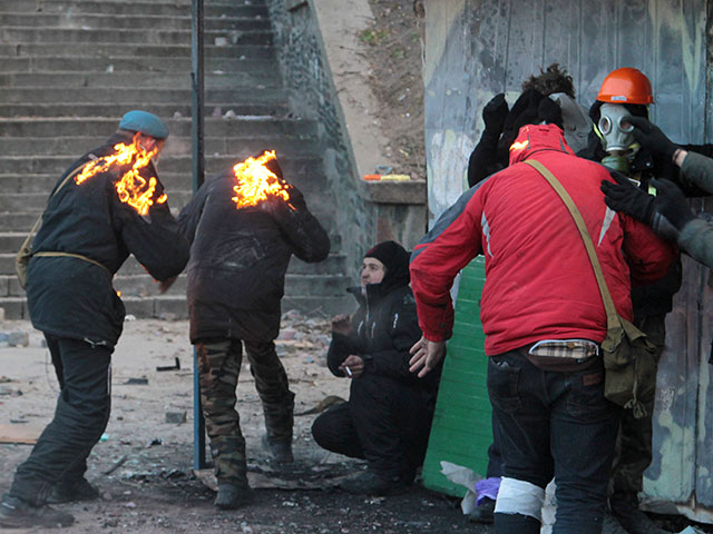 Kiyevdə 30 jurnalist yaralanıb
