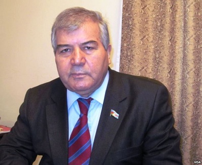 Sabir Rüstəmxanlı tanınmış kinorejissoru özünə müşavir təyin etdi