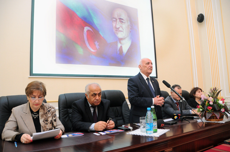 Rəsulzadənin 130 illik yubileyinə həsr edilmiş elmi sessiya keçirildi