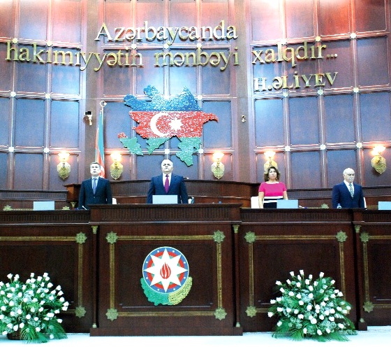 Milli Məclis 75 mətbuat orqanını akreditasiyadan keçirdi