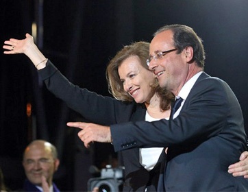 Keçmiş birinci ledi prezident haqda kitab yazacaq