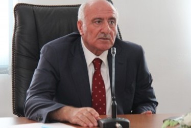 Komitə sədri bələdiyyələrin möhürlü sənədini tanımadı: “O hüquqi sənəd deyil”