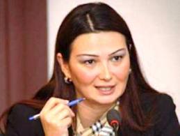 Deputat yeni tikilən binalara qazın verilməməsi məsələsinə toxunub