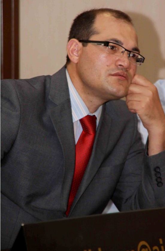 Razi Nurullayev: “AXCP Cəmil Həsənliyə kart-blanş vermişdi ki, istədiyini etsin” - MÜSAHİBƏ 