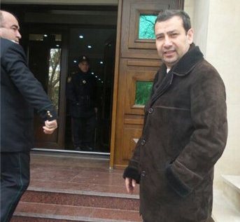 Jurnalist Xalid Kazımlıya xəbərdarlıq edildi