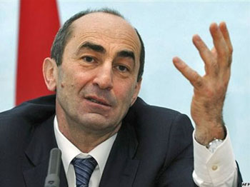 Köçəryan Gömrük İttifaqına qarşı ÇIXDI: “Optimist rəyləri rədd edirəm”  