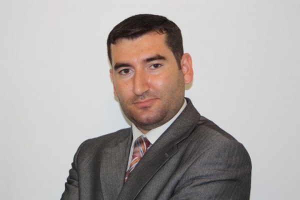 Türkiyədə telefonu dinlənilən azərbaycanlı DANIŞDI: “Bu, Fətullah Gülənin kriminal dəstəsinin şantajıdır” 
