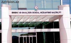 Nazirliyin “Qaynar xətt”inə daxil olan müraciətlərin sayı azalıb