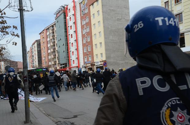 Ərdoğanın mitinqi ərəfəsi böyük qarşıdurma - FOTOLAR