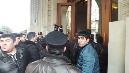 Hacıbala Abutalıbov metro ticarətçiləri ilə razılığa gəlmədi-FOTOLAR