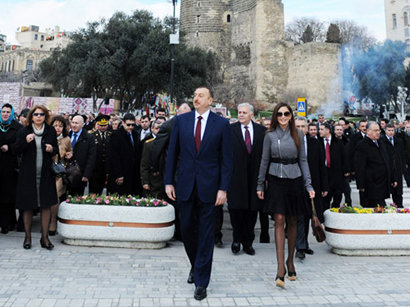 İlham Əliyev və xanımı Novruz bayramı münasibətilə keçirilən şənlikdə - FOTO