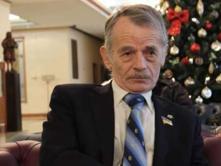 Mustafa Krımoğlunu Krıma buraxmırlar