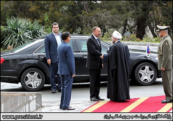 İlham Əliyevin İran səfərindən FOTOLAR
