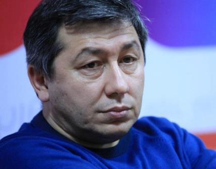 Altay Göyüşovdan deputat-alimə: “Bu, tarix elminə senzura qoymaq cəhdidir”