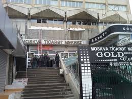“Moskva” univermağındakı yanğından zərərçəkənlərə kompensasiya ödənilməyib