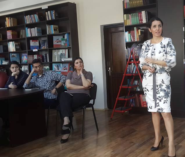 BDU-nun müəllimi ADU-da “Böyük Britaniya mətbuatı” ilə bağlı açıq dərs keçdi - FOTO