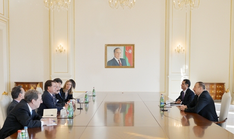 İlham Əliyev ABŞ nümayəndə heyətini qəbul edib