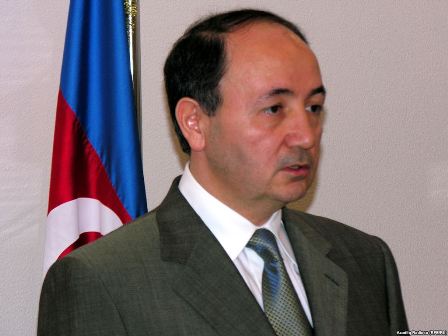Ədliyyə nazirinin qarşısında 25 nəfəri işə götürməsi üçün vəsadət qaldırılacaq 