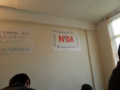 “Nida”çı gənclərin valideynləri aclıq aksiyası keçirir - FOTOLAR