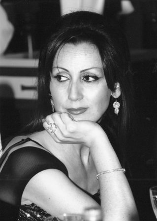 “Məşhur tələbə yoldaşım”: Gülyaz Məmmədovanın tələbə yoldaşı: “Ona yaxınlaşmaq istəyən oğlanlar məndən çəkinirdilər”