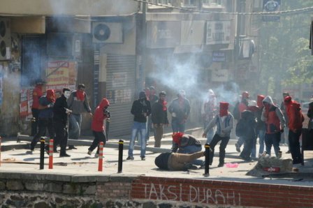 Türkiyədə 1 may nümayişində toqquşma olub