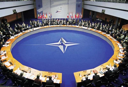  NATO Rusiyanı düşmən adlandırdı
