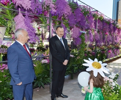 İlham Əliyev Gül bayramında iştirak edib