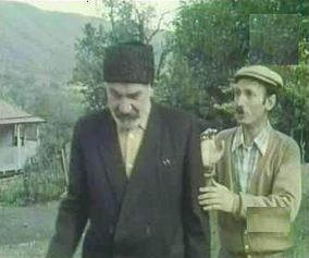 Azərbaycan kinosunun ƏCNƏBİ QƏHRƏMANLARI: “Mən mahnı qoşuram”da Bəhmən dayı 
