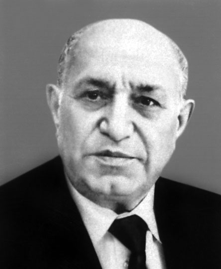 “Nəsir müəllimi aldatmaq nədir, kiçik bir hiyləgərlik də etmək mümkün deyildi” 
