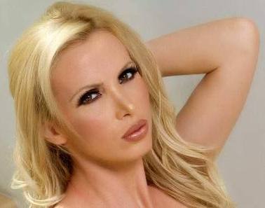 Məşhur porno ulduz mer seçilmək üçün namizədliyini irəli sürüb - FOTO 