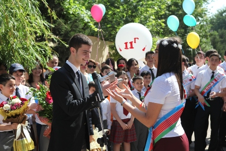 “Gənc istedadlar” liseyində “Son zəng” çalındı - FOTO