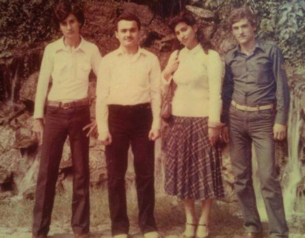 20 yaşlı Mirşahinin gənclik FOTOSU: Filarmoniya bağı, 1-ci kurs