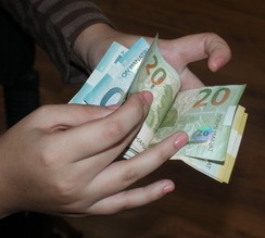 Maaş alanların diqqətinə... 