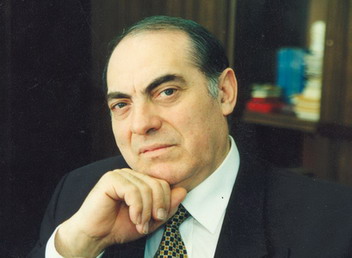 “Tibb mafiyası”: keçmiş rektordan “tibb gəlirli sahədir” fikrinə MÜNASİBƏT