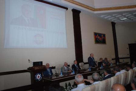 Əhliman Əmiraslanov: “Azərbaycan məhv olmaq təhlükəsindən qurtuldu”