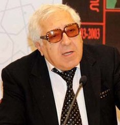 Yazıçıların qurultayında Anarın namizədliyi irəli sürüldü