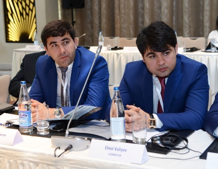 Elmar Vəliyevin oğlu beynəlxalq konfransda çıxış edib