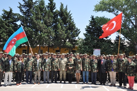 Türkiyədən və İraqdan gəlmiş 20 nəfərlik nümayəndə Tovuzda ön cəbhədə - FOTO