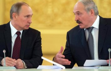 Lukaşenkodan Putinə XƏBƏRDARLIQ: “Heç kim bizim ölkəyə tank yeridə bilməz”
