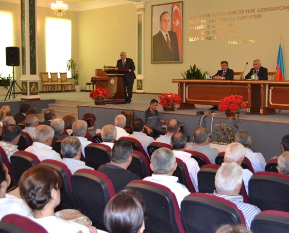 Kamal Abdulla “Əhli Beyt” məscidində dindarlarla görüşdü