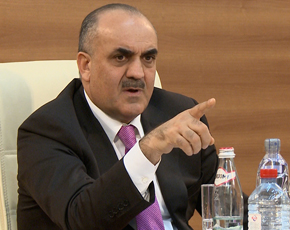 Səlim Müslümov işçilərinə xəbərdarlıq etdi: “Bu nazirliyə beş quruş rüşvət girməyəcək” 