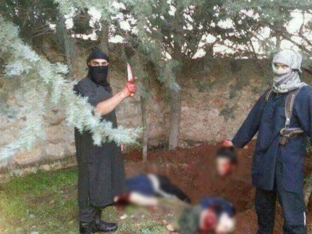 İŞİD-in yeni dəhşətli edamları - FOTOLAR