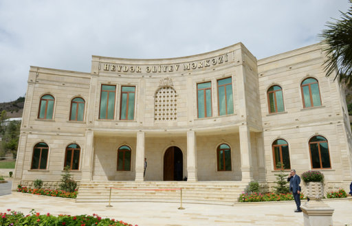 Yardımlıdakı Heydər Əliyev Mərkəzində nikah mərasimləri keçirilir