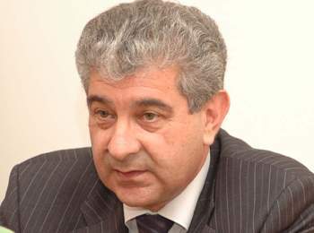 Baş nazir müavini: "İcbari tibbi sığortanın tətbiqi üçün dəyərləndirmələr aparılır"