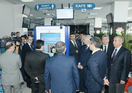 Diplomatlarımız “ASAN xidmət” də oldular – FOTOLAR 