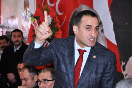 MHP türkmanlara sahib çıxır: “İŞİD-ə qarşı könüllü səfərbər olunuruq”